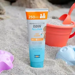 ISDIN Fotoprotector Gel Cream Pediatrics Crème Solaire Corps pour Enfants SPF50 250ml