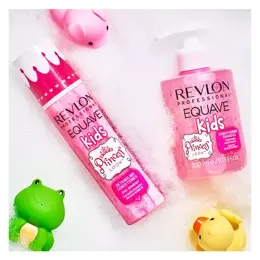 Revlon Professional Equave Kids™ Shampoing démêlant hyperallergénique Parfum Fraise 300ml