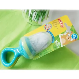 Feeder Anti-Drowning Nibbler blue Nuby