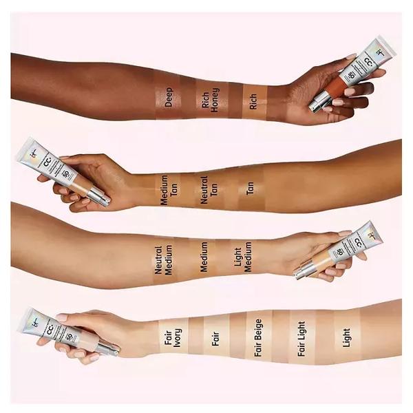 It Cosmetics Your Skin But Better CC+ Cream Foundation SPF50+ Light