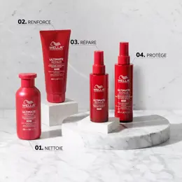 Wella Professionals Ultimate Repair Shampoing léger pour cheveux abîmés 100ml