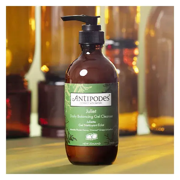 Antipodes Juliet gel nettoyant Equilibrant Quotidien  200ml