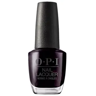 OPI Nail Lacquer Lincoln Park após esmalte escuro