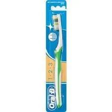 Oral-B 123 Maxi Clean Spazzolino Manuale Medio 40 mm