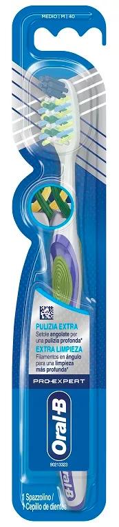 Oral-B Pro Expert Brosse à Dents Extra-Nettoyante 1 pièce