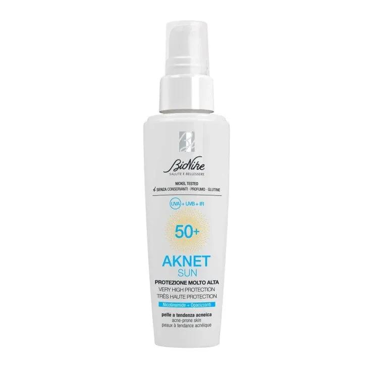 Bionike Aknet Sun Protezione Solare SPF 50+ per Pelle a Tendenza Acneica 50 ml