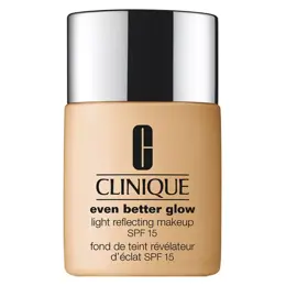 Clinique Even Better Glow Fond de Teint Révélateur d’Éclat SPF15 12 Meringue 30ml