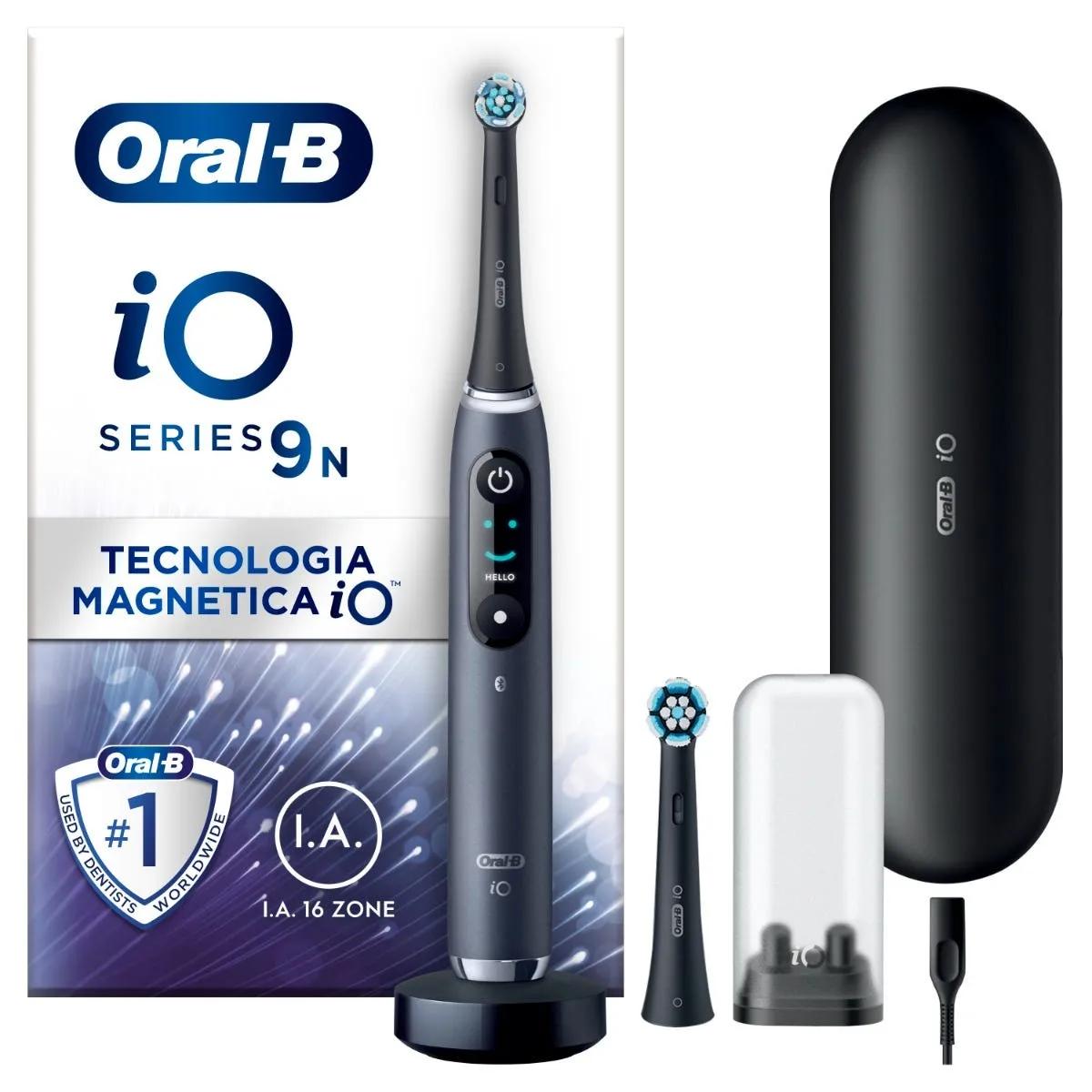 Oral-B Spazzolino Elettrico Ricaricabile iO 9 Nero, 2 Testine, 1 Custodia Da Viaggio Ricaricabile, 1 Spazzolino