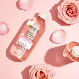 Garnier SkinActive Solution Micellaire Tout en 1 à l'Eau de Rose Peau Terne et Sensible 400ml