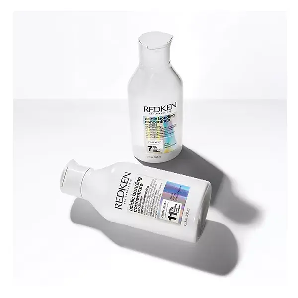 Redken Acidic Bonding Concentrate Après-shampoing réparateur pour cheveux sensibilisés