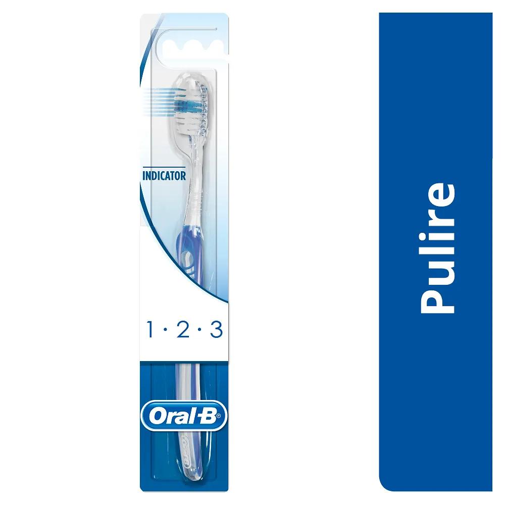 Oral-B 1-2-3 Indicator Spazzolino Medio